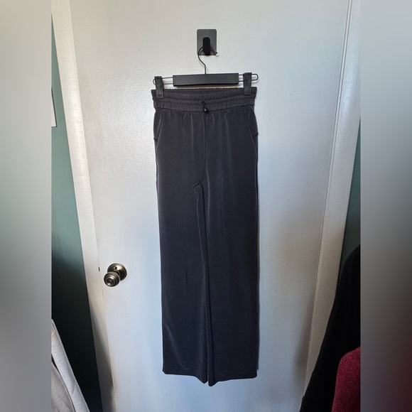 Lululemon Softstreme High-Rise Pant Regular Black - Picture 4 of 11